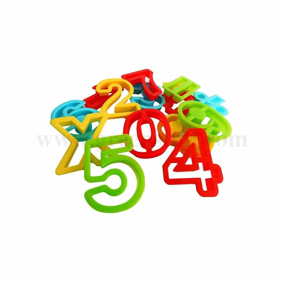 GREENS CHOICE Plastic Number Cutter Set of 15