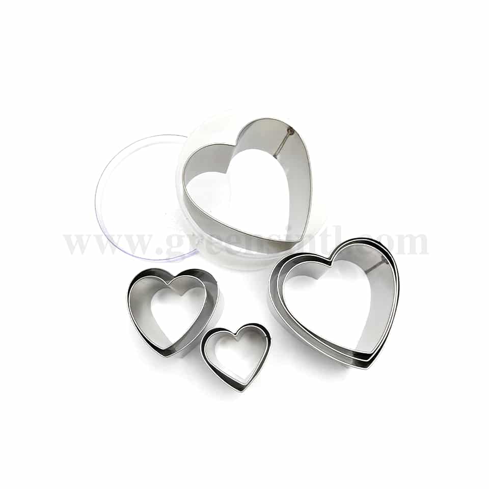 GREENS CHOICE Plain Heart Cutter Set of 8