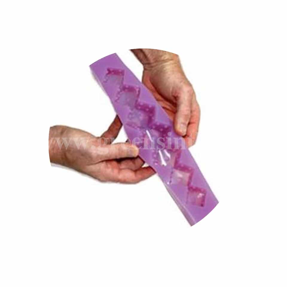 CHICAGO SCHOOL OF MOLD MAKING Showpiece Dice 25 mm