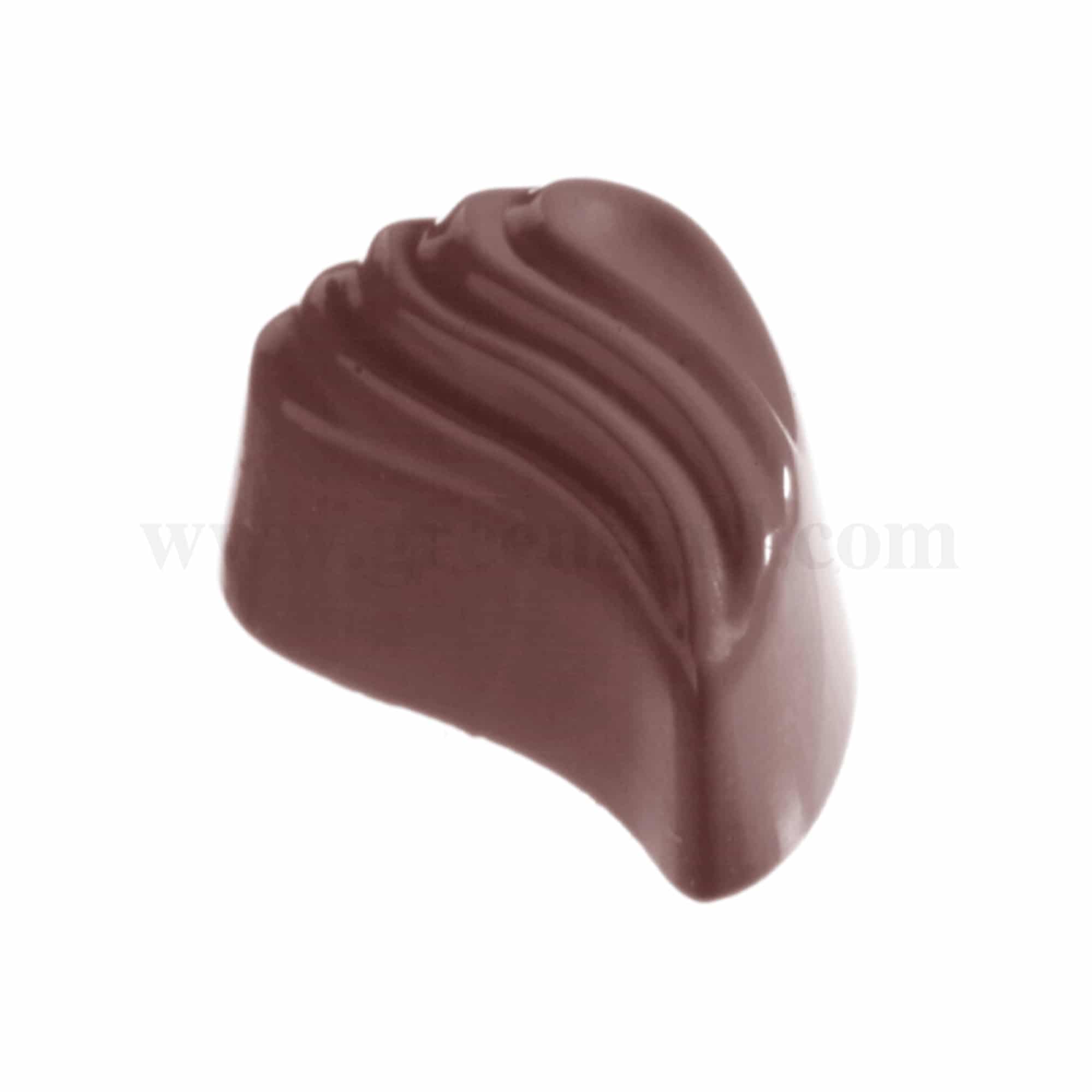 CHOCOLATE WORLD Chocolate Mould Triangle 35 x 26 x h 20 mm