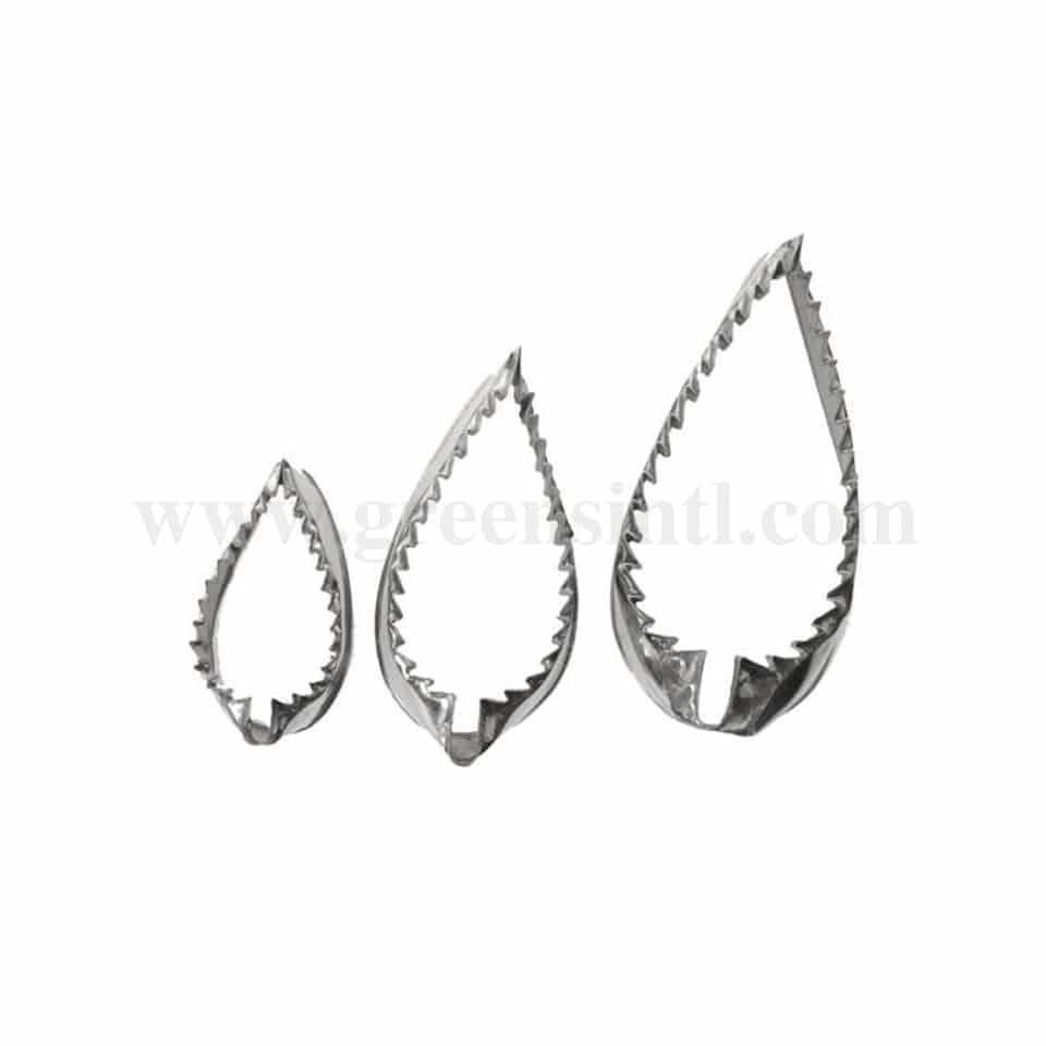 LOUIS TELLIER Short Curved Leaf Cutters Set Of 4