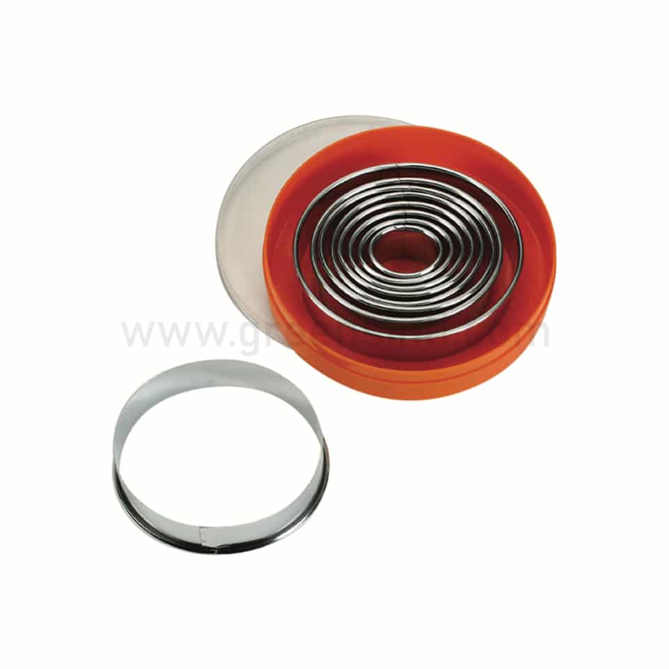 SCHNEIDER Oval Pastry Cutter Plain Set of 9