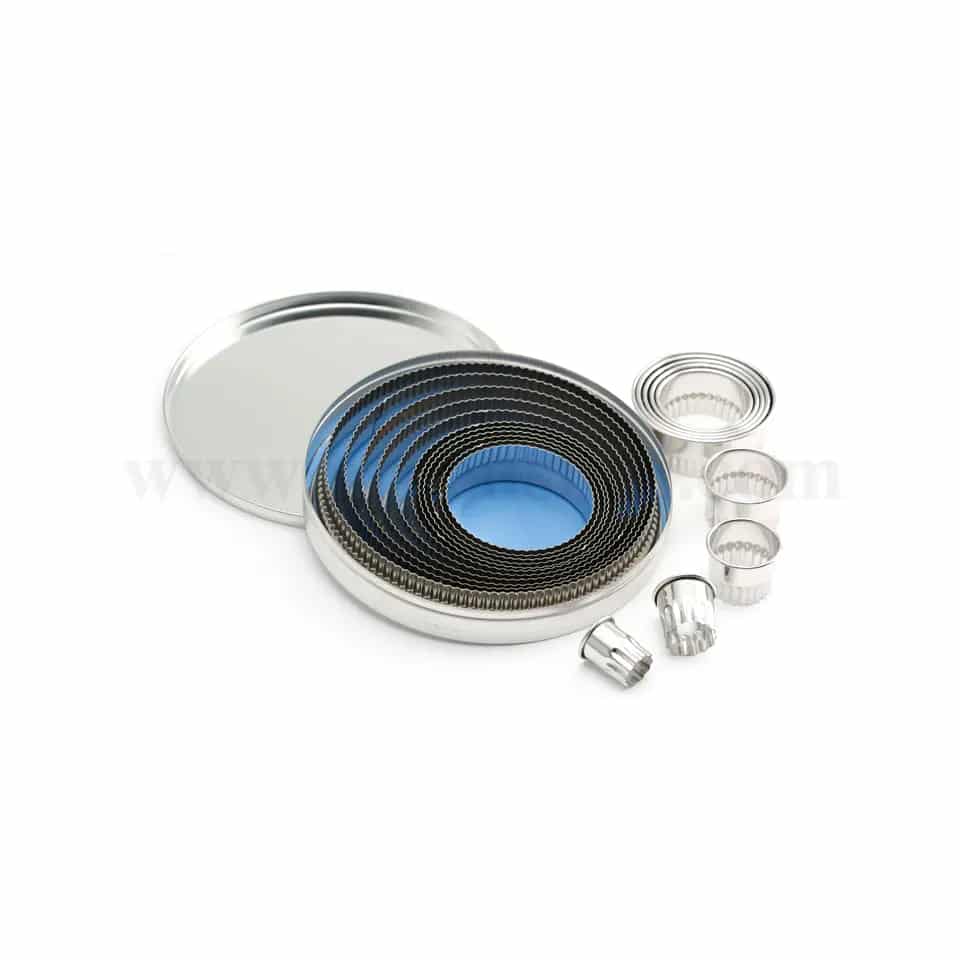 THERMOHAUSER Round Cookie Cutter Wavy Set of 20