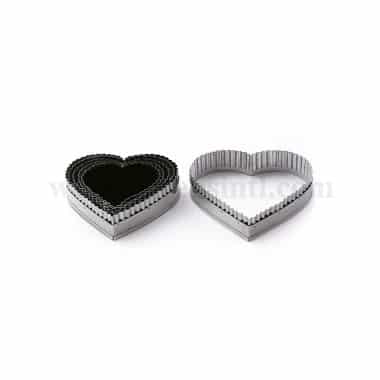 MARTELLATO Wavy Hearts Pasta Cutter Set of 9