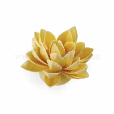 MARTELLATO Thermoformed Chocolate Mould Petals 80x35 x h 18 mm