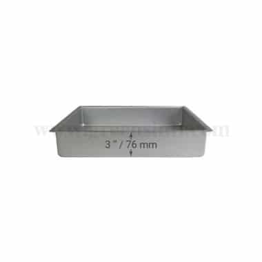 PME Oblong Cake Pan 304 x 381 x 50mm / 12 x 15 x 3 Inch
