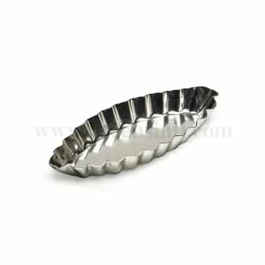 LOUIS TELLIER Fluted Boat Shaped Mould 90x43x12mm