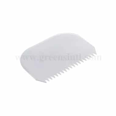 MARTELLATO Rigid Plastic Scraper 145 x 95 mm