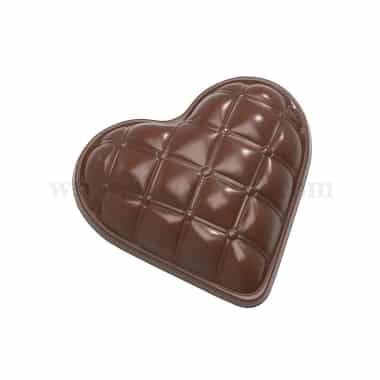 CHOCOLATE WORLD Chocolate Mould Bonbonniere Heart Chesterfield 117.5  x 110 x h 35 mm