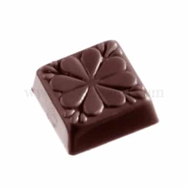 CHOCOLATE WORLD Chocolate Mould Carre Clover 27 x 27 x h 11 mm
