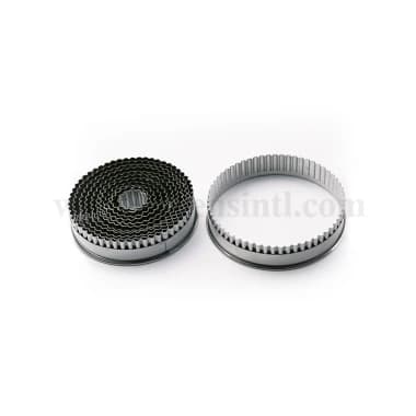 Round Wavy Set of 12